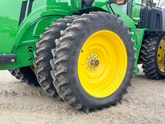 2025 John-Deere 9R 440