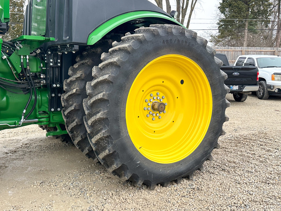 2025 John-Deere 9R 440
