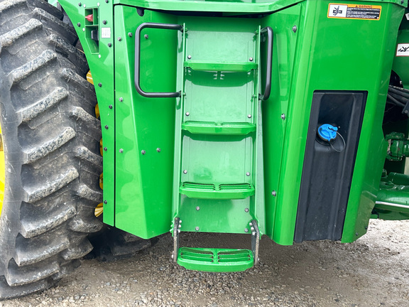 2025 John-Deere 9R 440