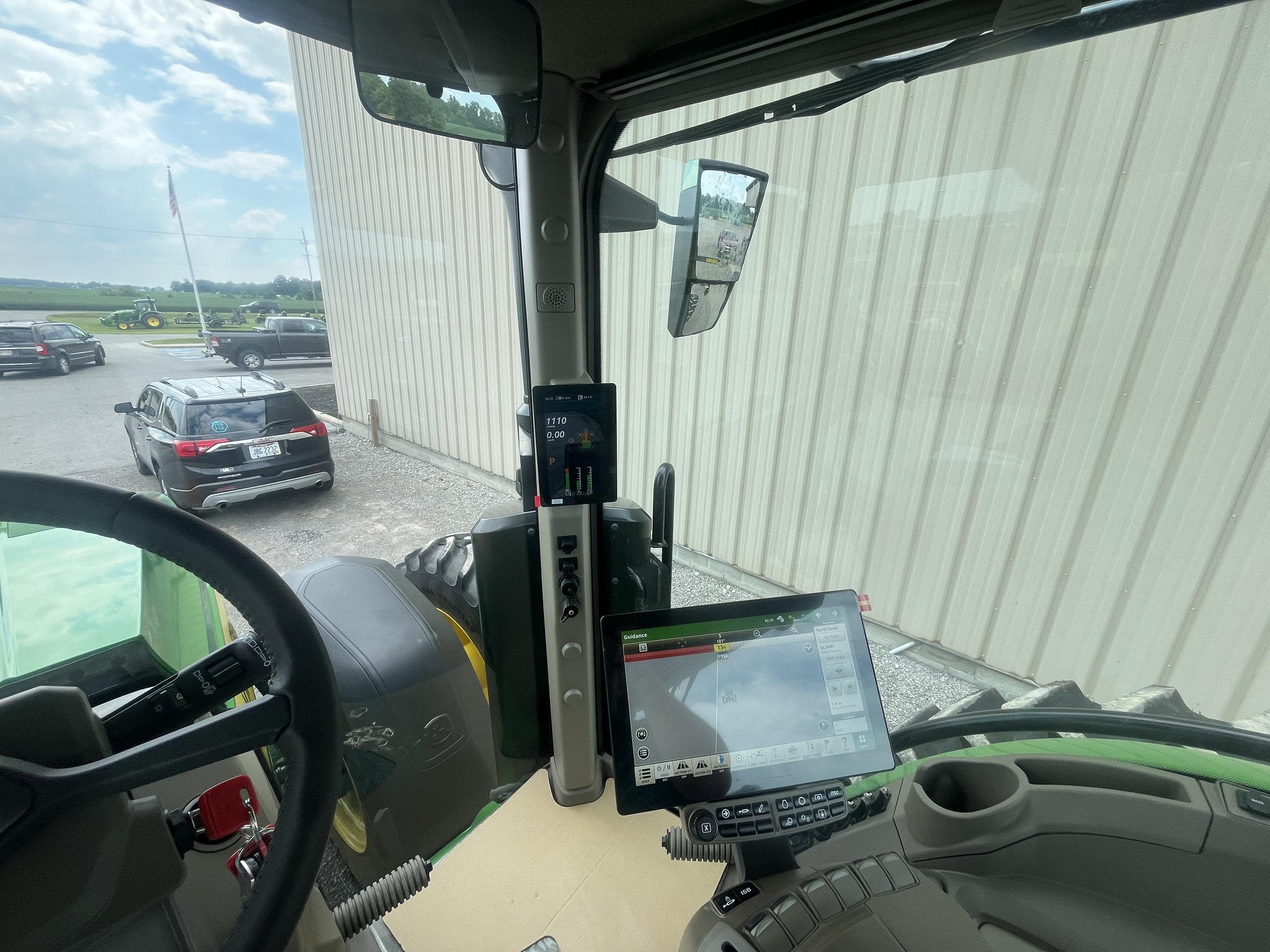 2024 John Deere 8R 340 Image 8