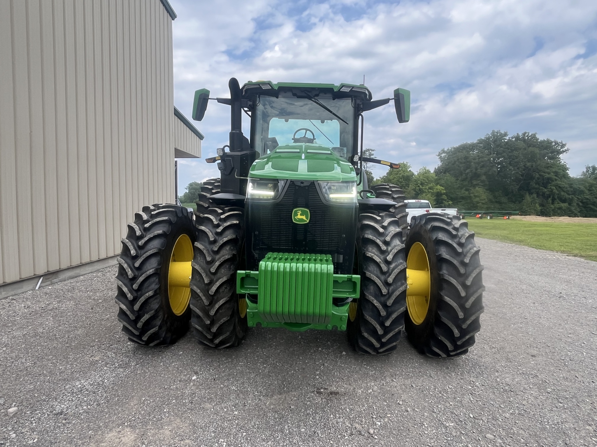 2024 John Deere 8R 340 Image 2