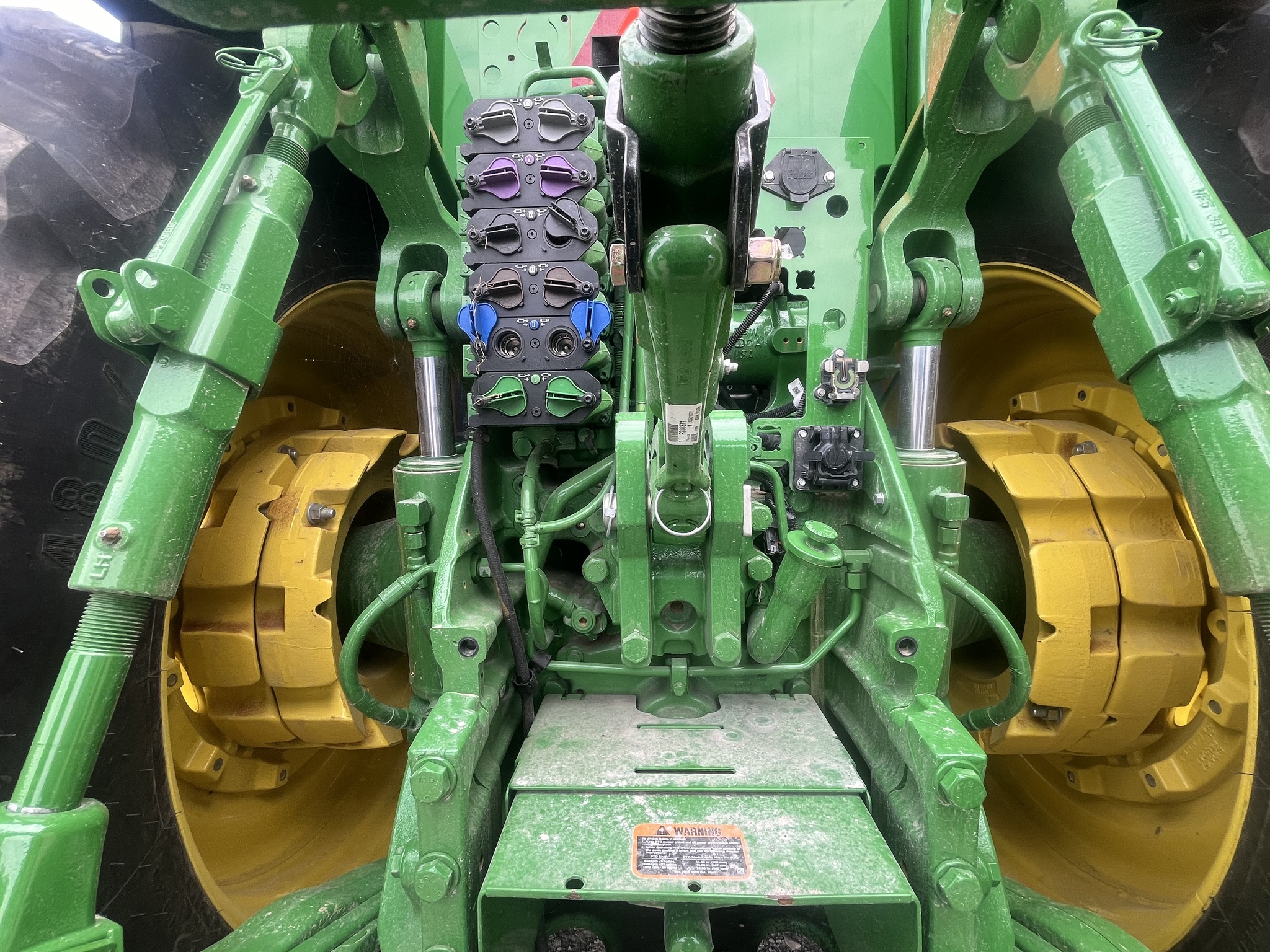 2024 John Deere 8R 340 Image 10