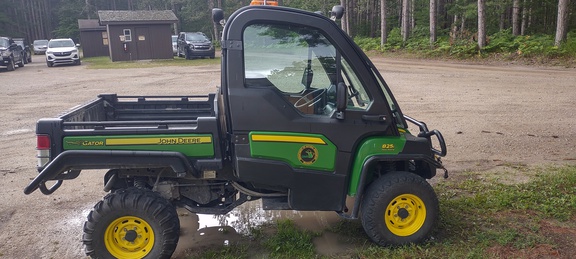 Photo of 2017 John Deere XUV 825i