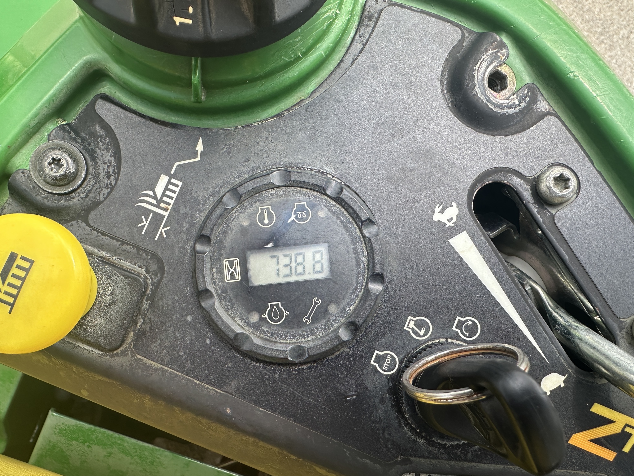 2010 John Deere Z950A Image 9