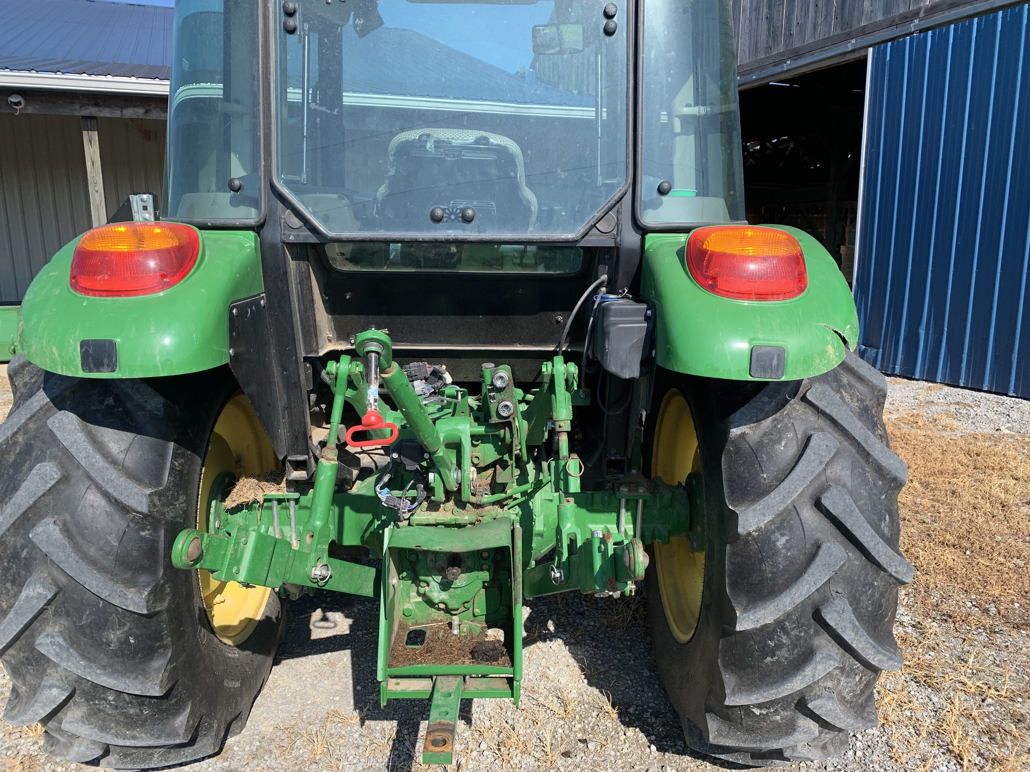 2022 John Deere 5075E Image 9
