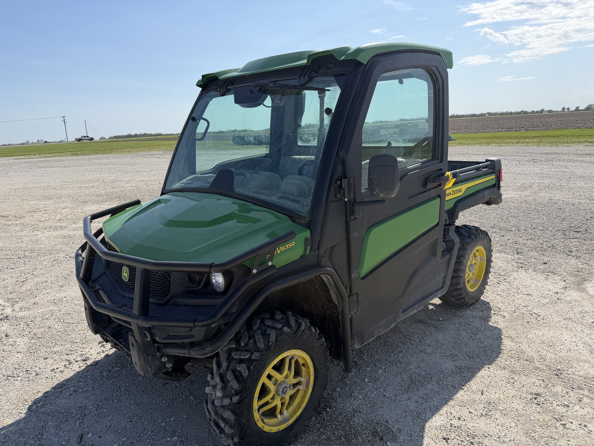  2023 John Deere XUV 835R at Heritage Tractor in Quincy, IL
