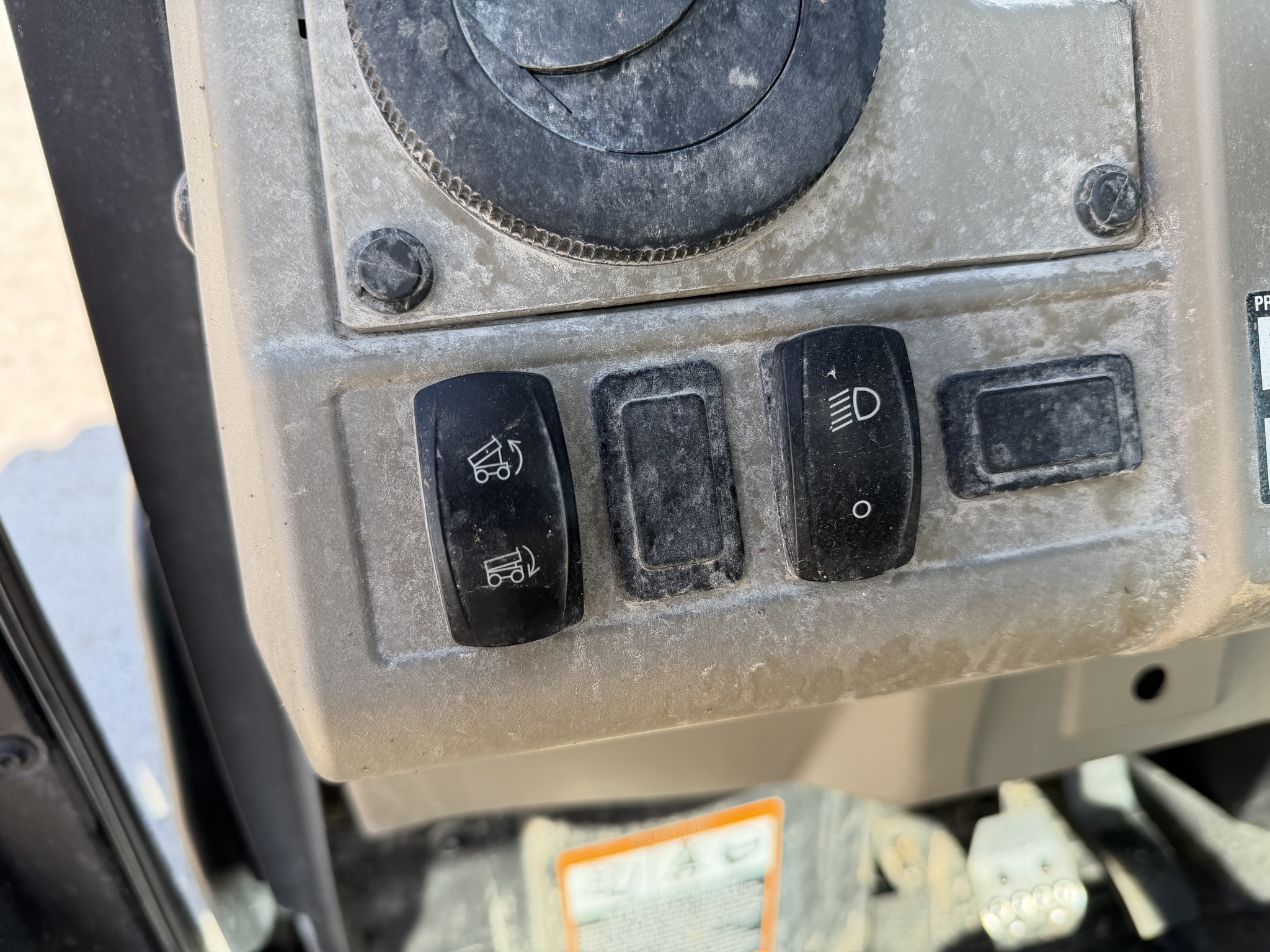  2023 John Deere XUV 835R at Heritage Tractor in Quincy, IL
