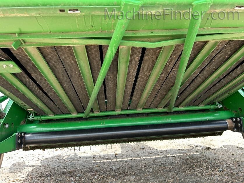 2022 John Deere 560R Image 5