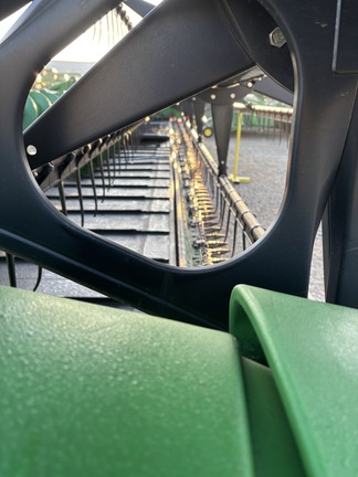 Used 2009 John Deere 635D Combine Platforms at Horizon Ag & Turf in Lloydminster, AB - Photo7