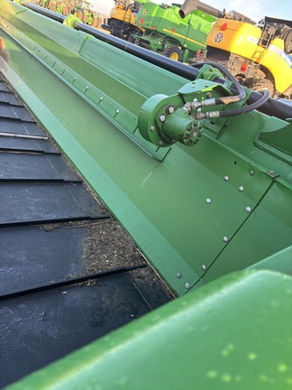 Used 2009 John Deere 635D Combine Platforms at Horizon Ag & Turf in Lloydminster, AB - Photo14