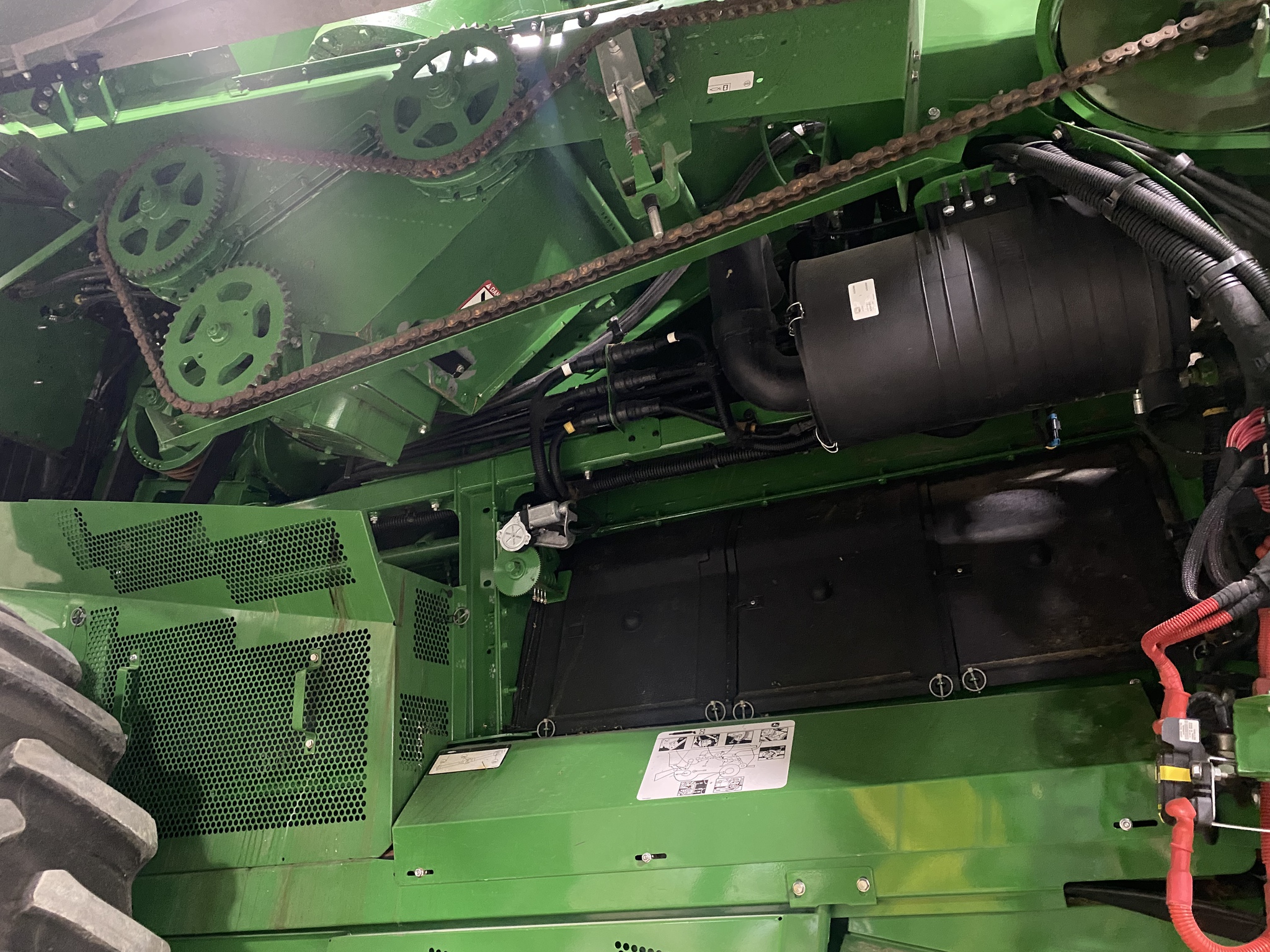 2018 John Deere S790 Image 17