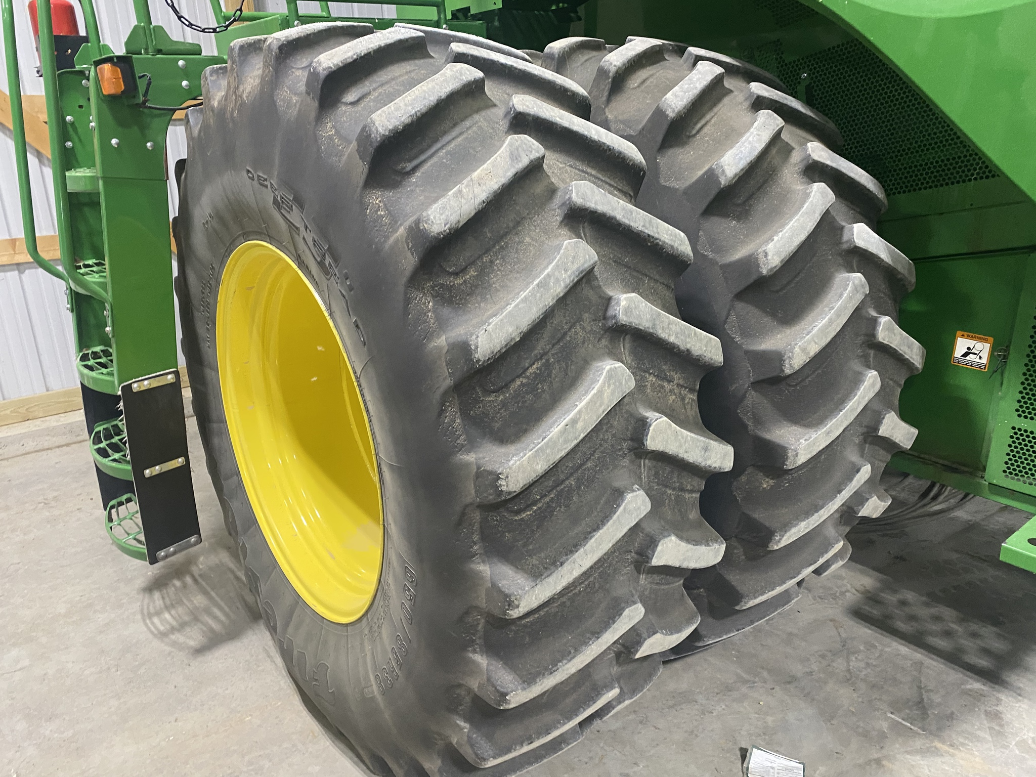 2018 John Deere S790 Image 14