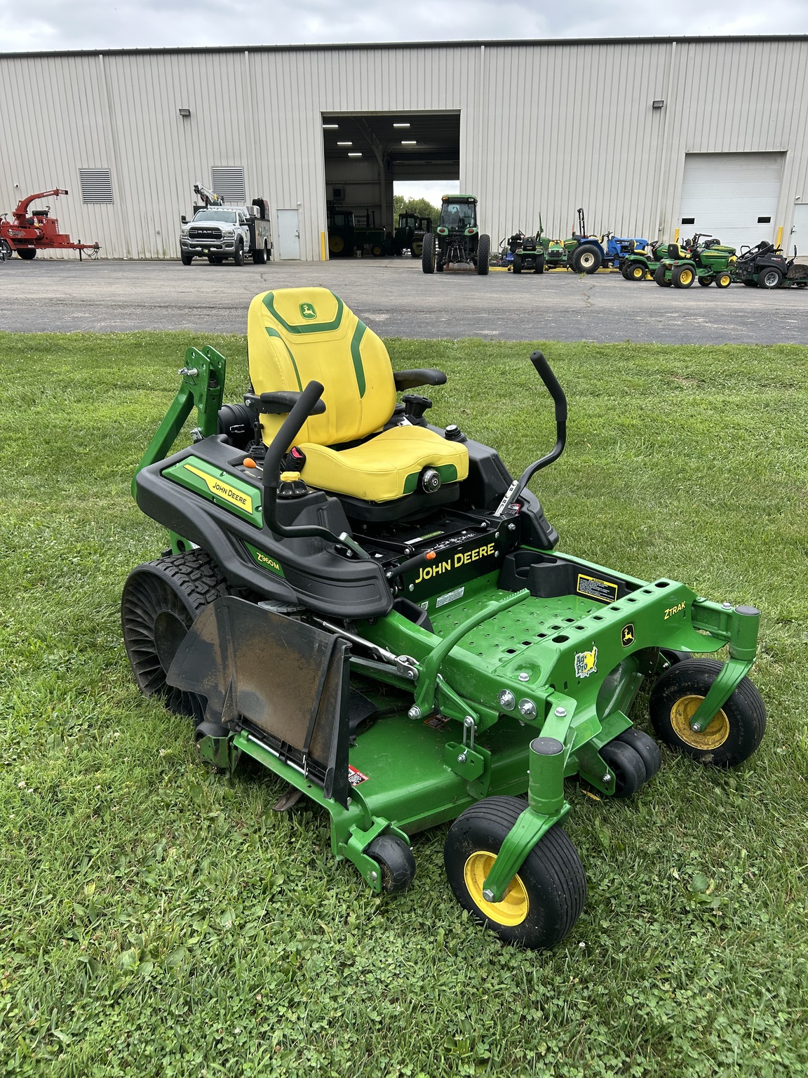 2025 John Deere Z960M Image 1