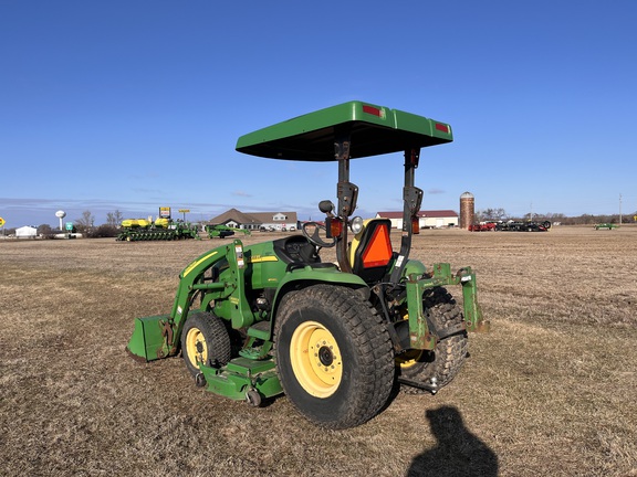 2005 John Deere 3320 - Photo7