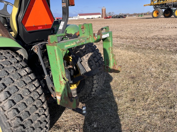 2005 John Deere 3320 - Photo22