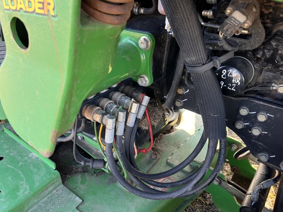 2005 John Deere 3320 - Photo29