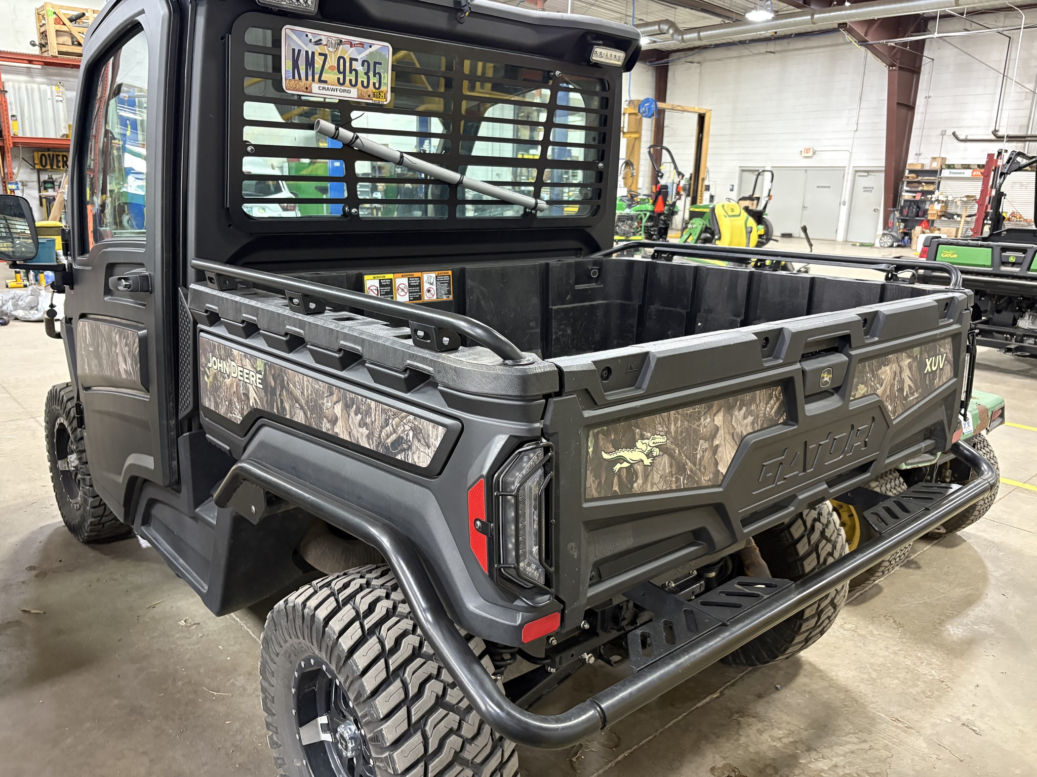 2024 John Deere XUV845R Image 4