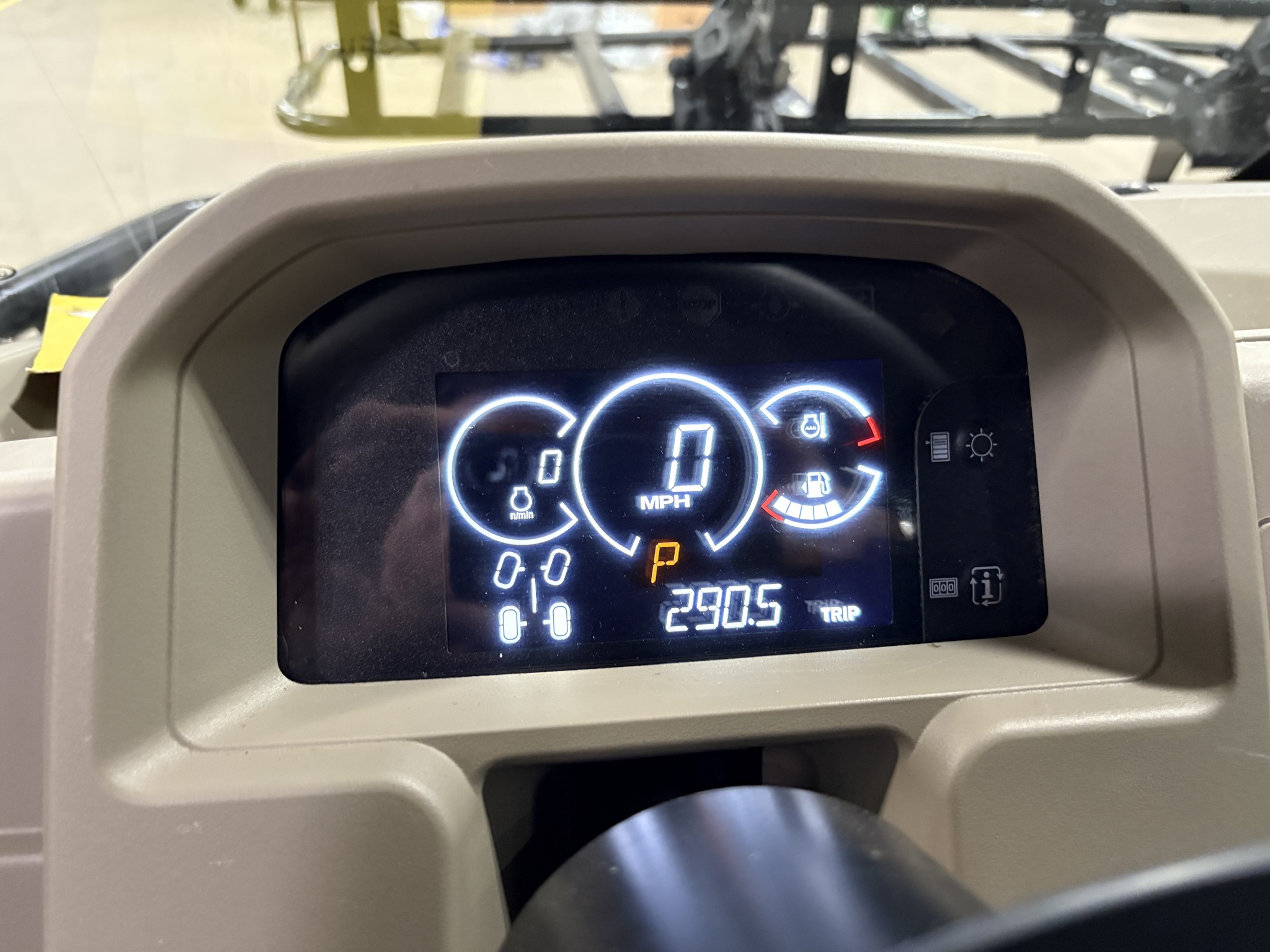 2024 John Deere XUV845R Image 7