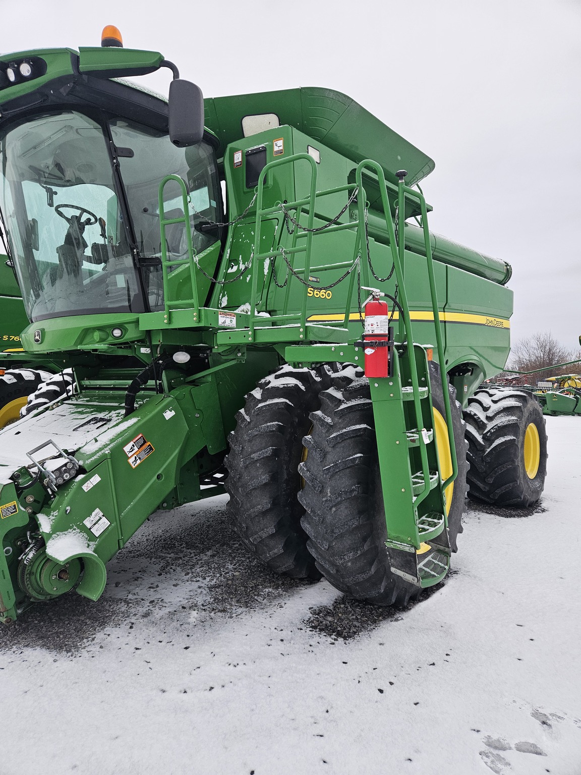 2012 John Deere S660 Image 1