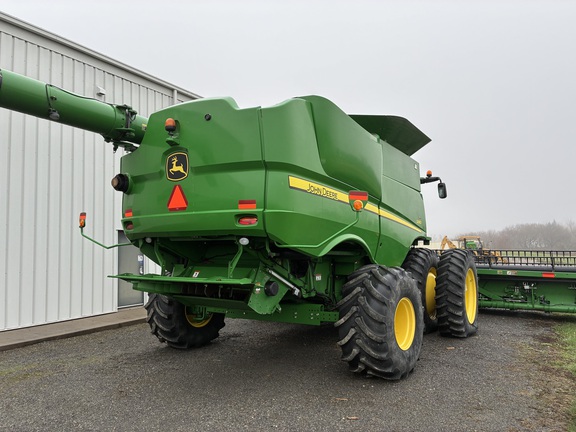 2012 John Deere S660 thumbnail 3