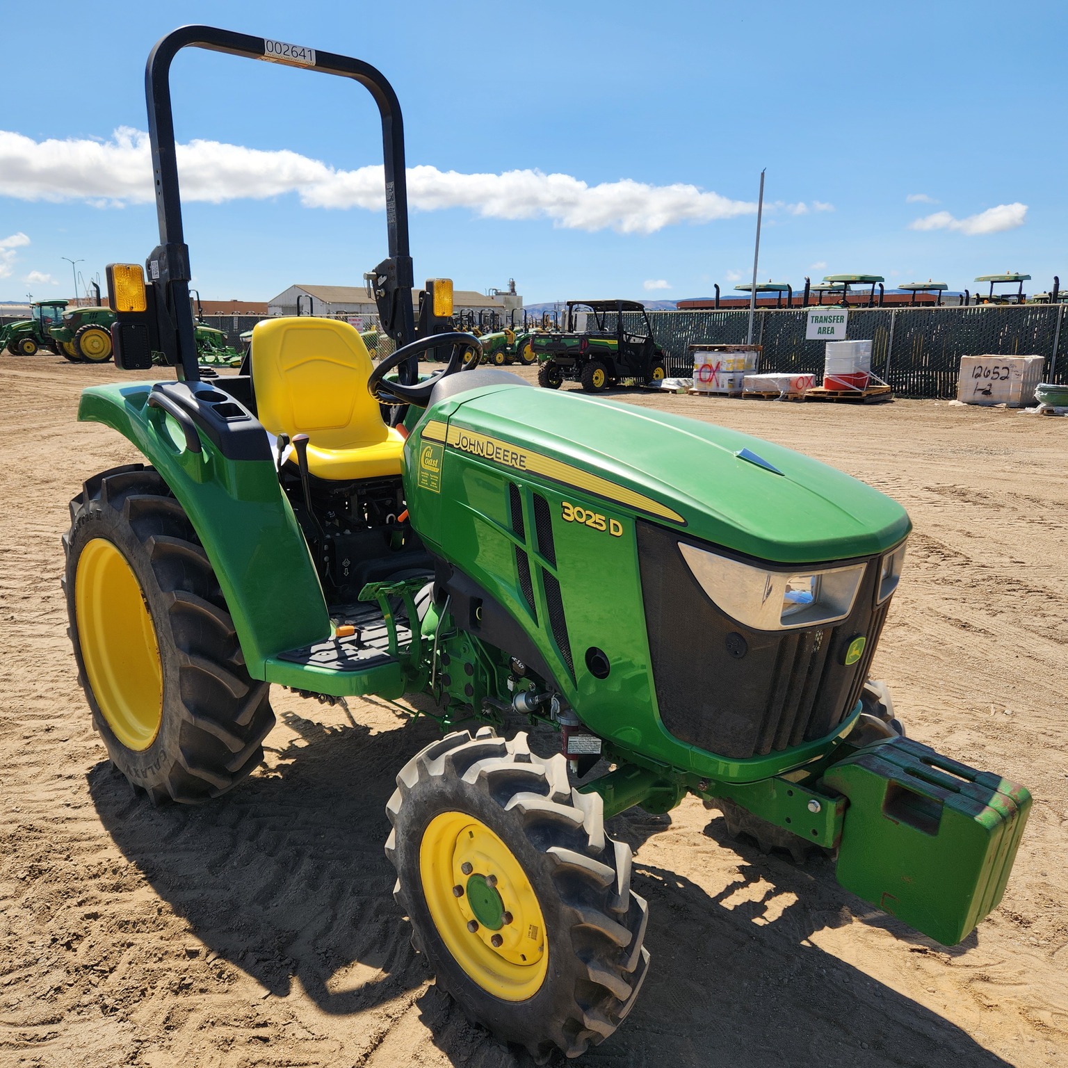 2021 John Deere 3025D Image 7