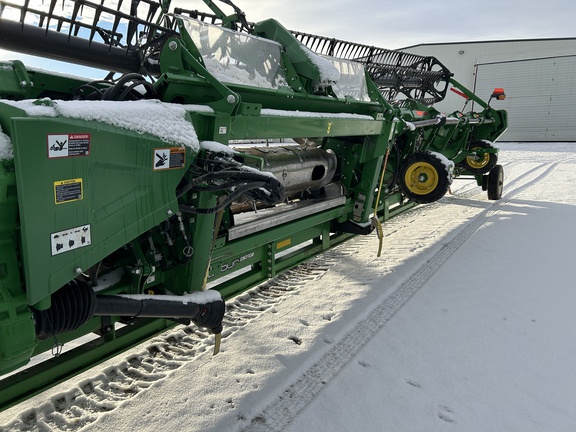 Used 2021 John Deere HD50R Combine Platforms at Horizon Ag & Turf in Falher, AB - Photo2