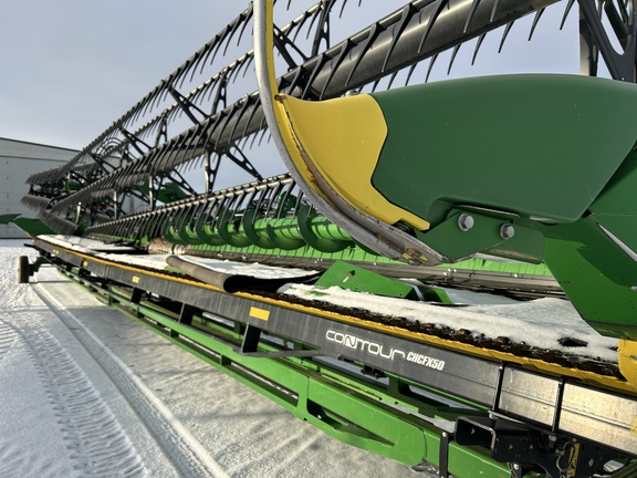 Used 2021 John Deere HD50R Combine Platforms at Horizon Ag & Turf in Falher, AB - Photo4