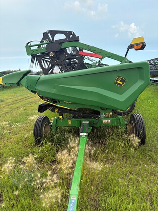 Used 2021 John Deere HD50R Combine Platforms at Horizon Ag & Turf in Falher, AB - Photo2