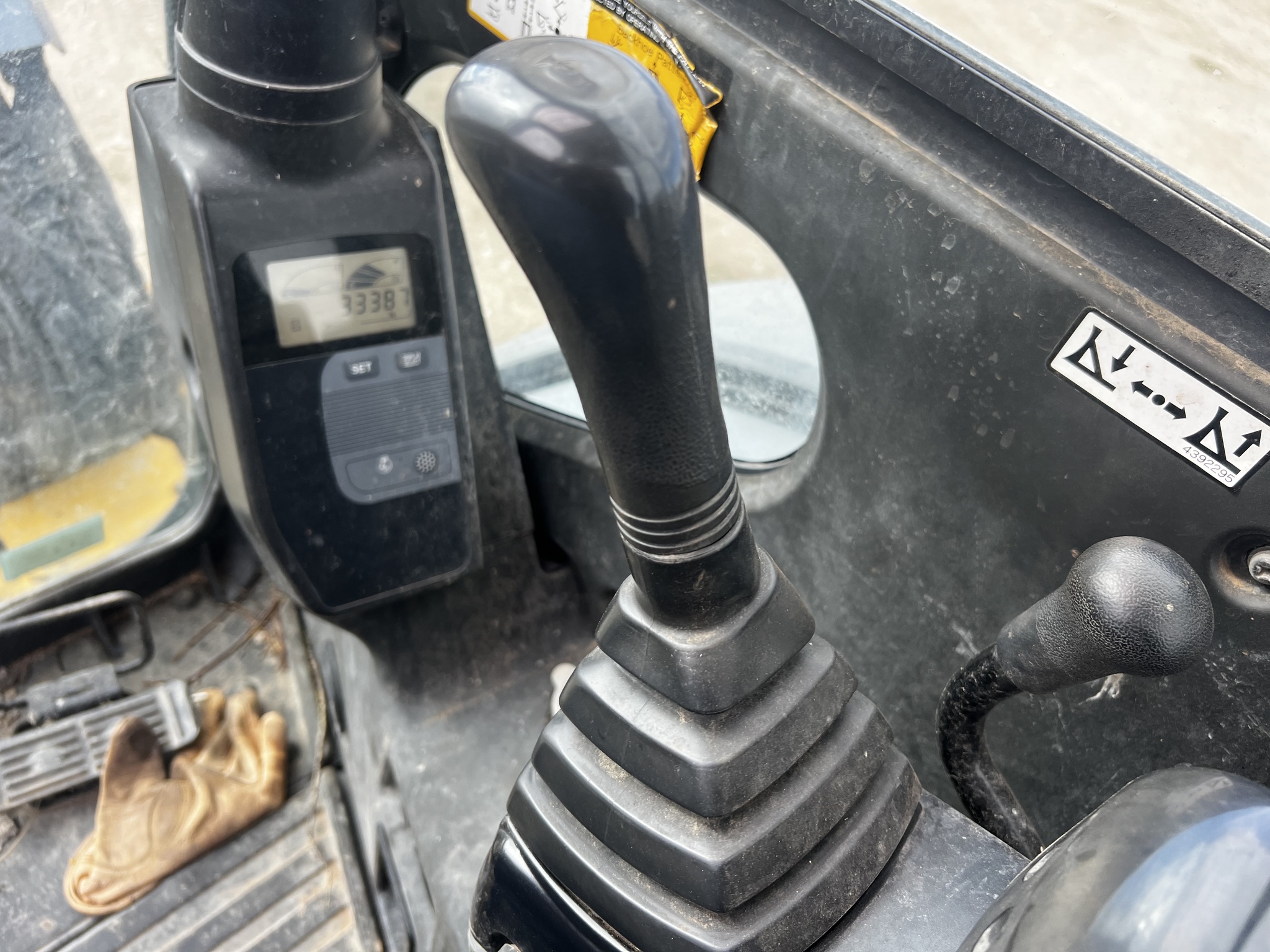 2006 John Deere 35D Image 10