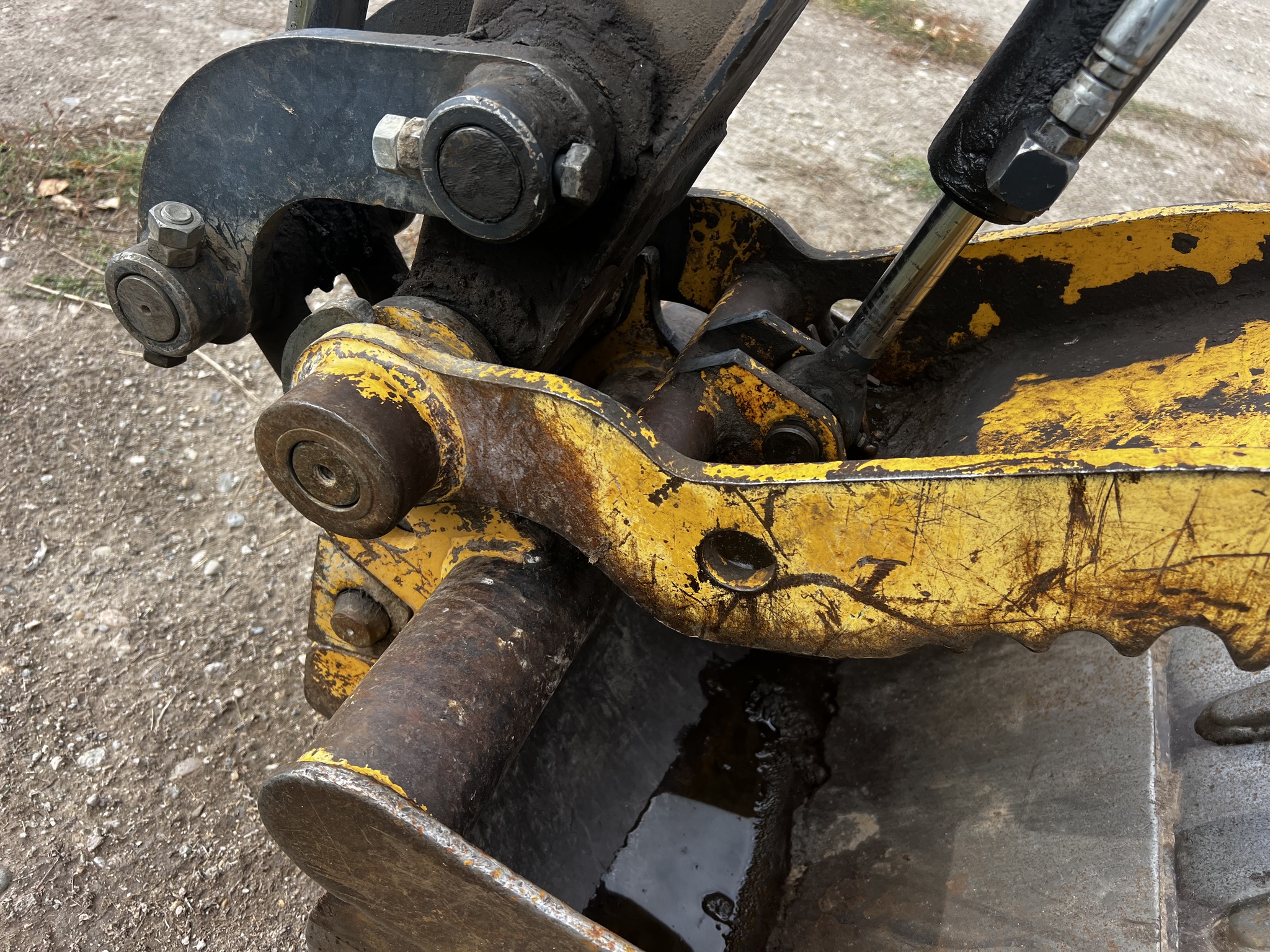 2006 John Deere 35D Image 19