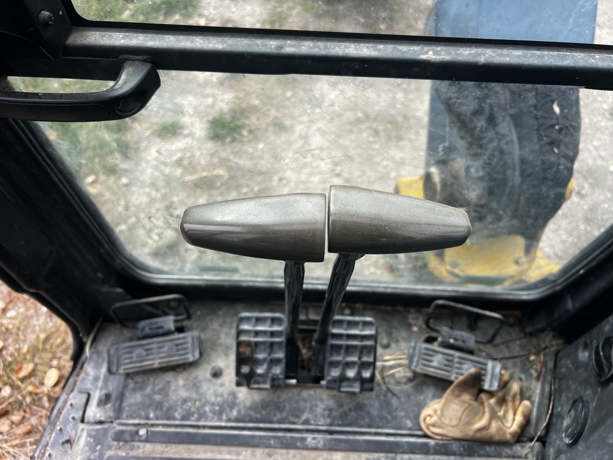 2006 John Deere 35D Image 9