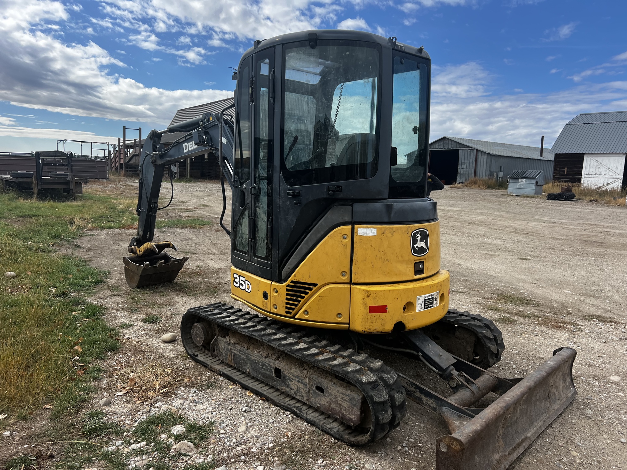 2006 John Deere 35D Image 4