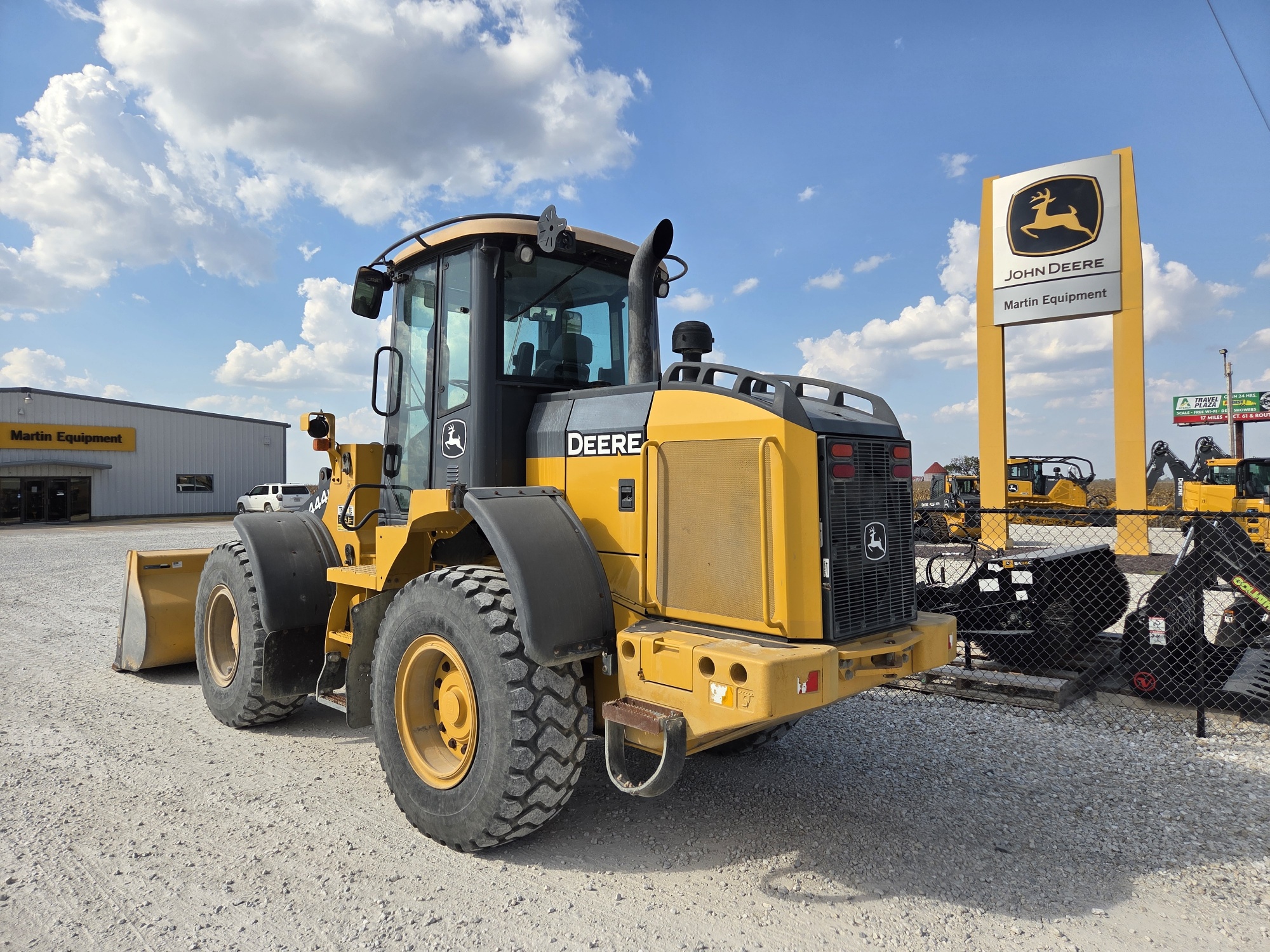 2011 John Deere 444K Image 6