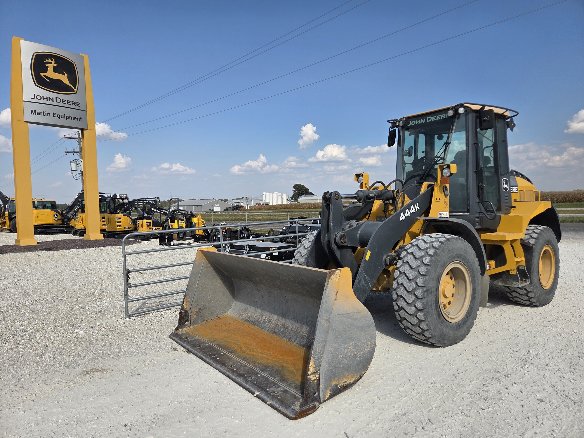 2011 John Deere 444K Image 3