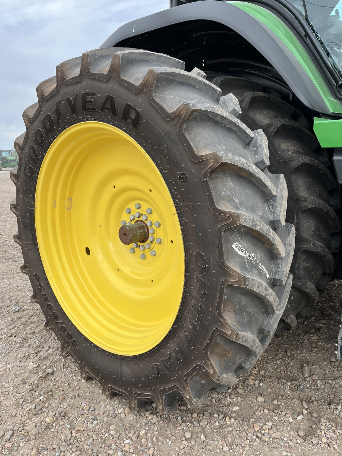 2024 John Deere 8R 310 Image 10