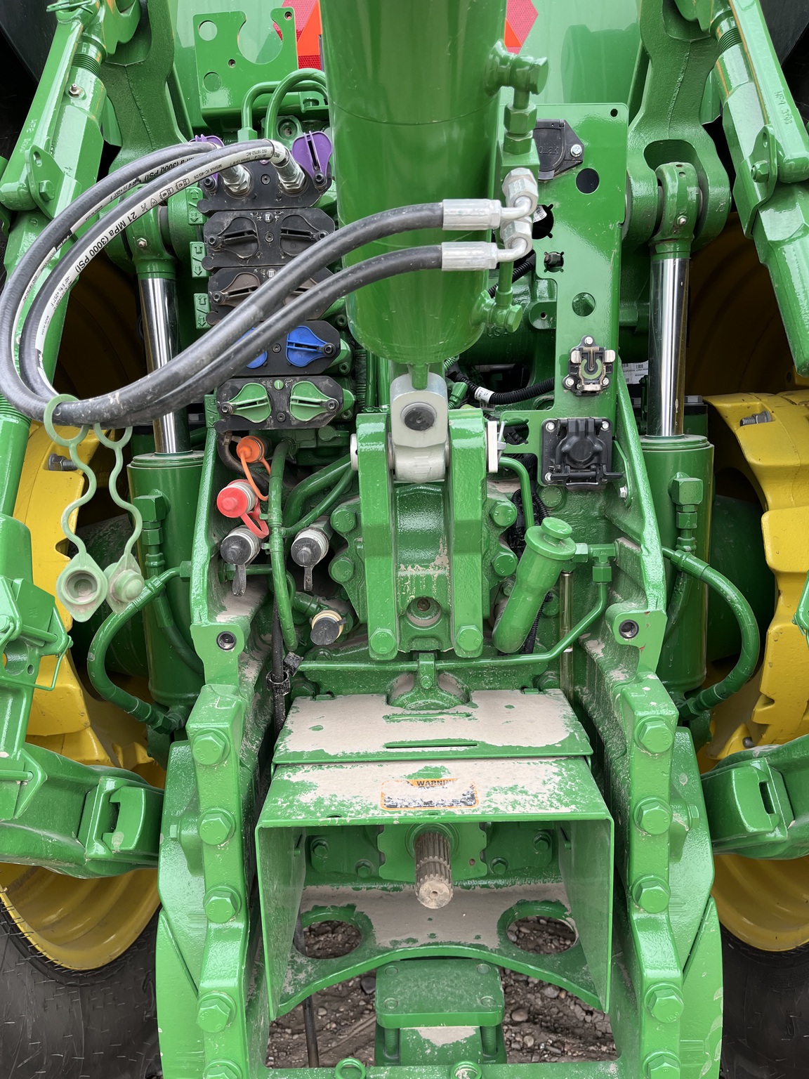 2024 John Deere 8R 310 Image 13