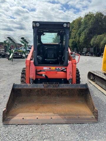 2018 Kubota SSV65 Image 3