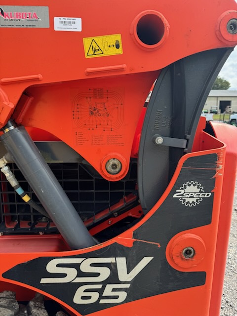 2018 Kubota SSV65 Image 5
