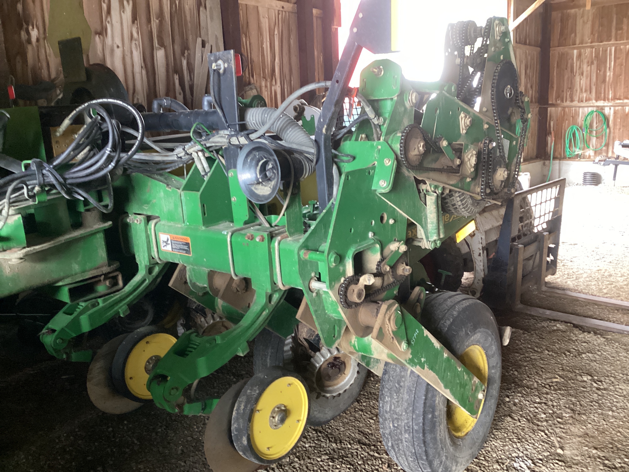 2004 John Deere 1770NT Image 5