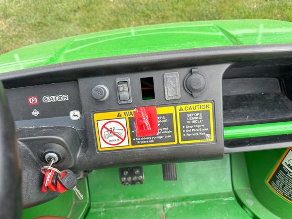 2021 John-Deere TX 4X2