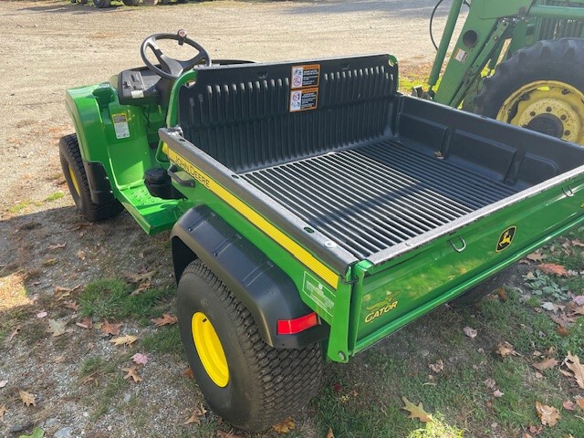 2021 John Deere TS 4X2 Image 5