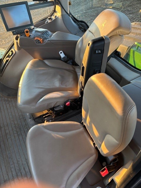 2020 John Deere 9620RX Image 9