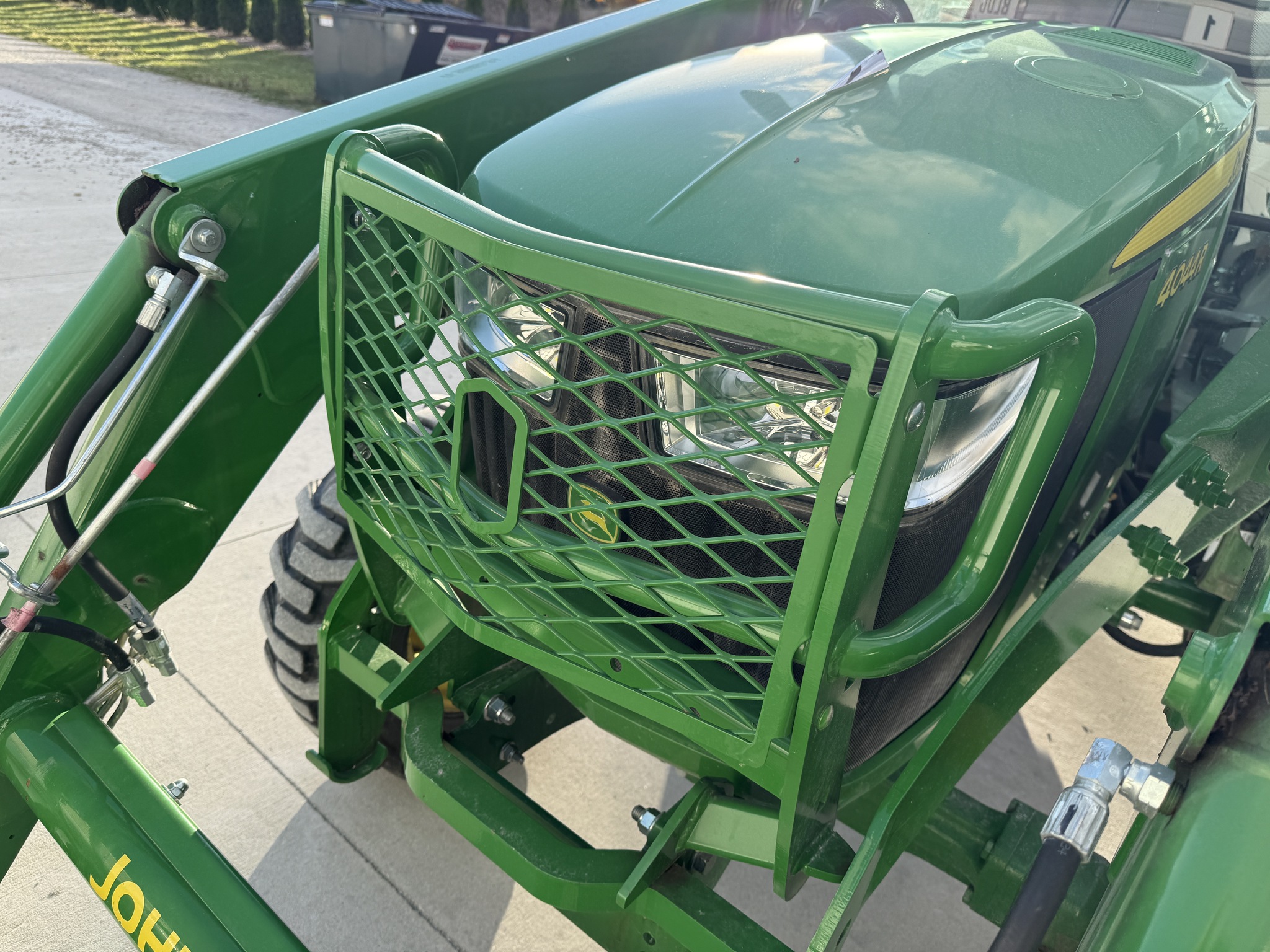 2022 John Deere 4044R Image 10