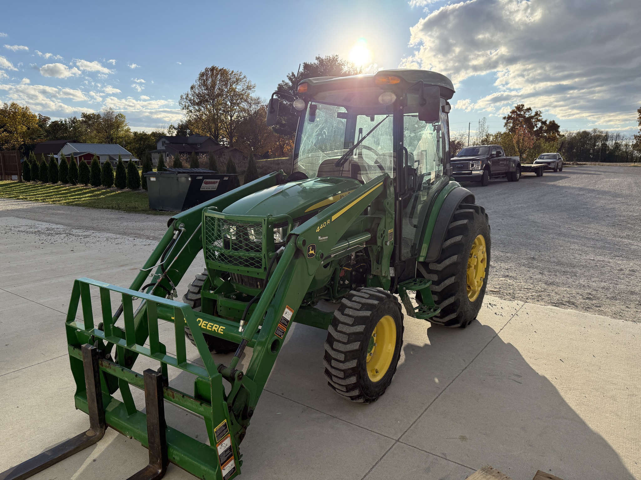 2022 John Deere 4044R Image 3