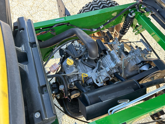 2024 John-Deere TX 4X2