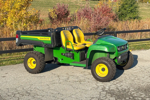 2024 John-Deere TX 4X2