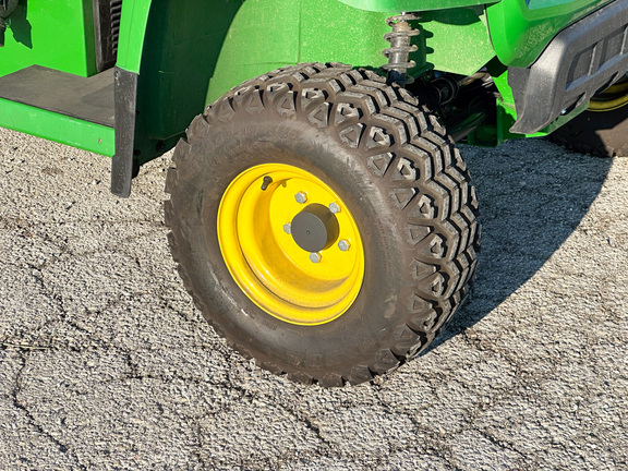 2024 John-Deere TX 4X2
