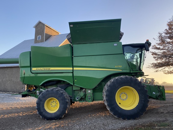 Used 2019 John Deere S770 Combines at Koenig Equipment in Greenville, OH - Photo1