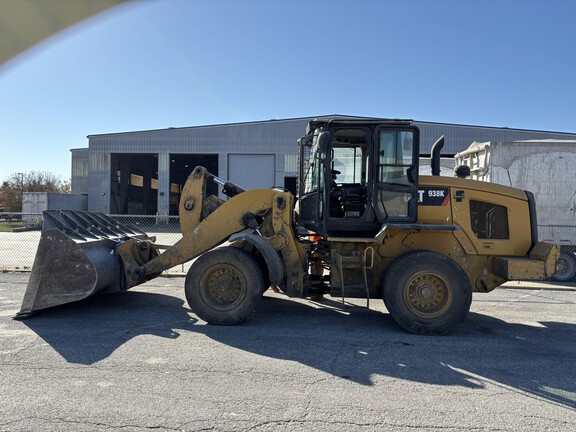 2013 Caterpillar 938