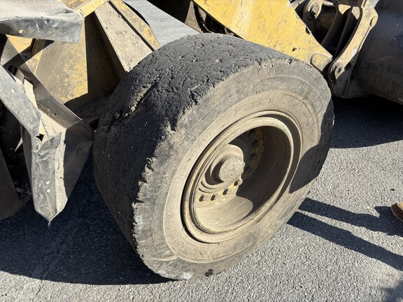 2013 Caterpillar 938